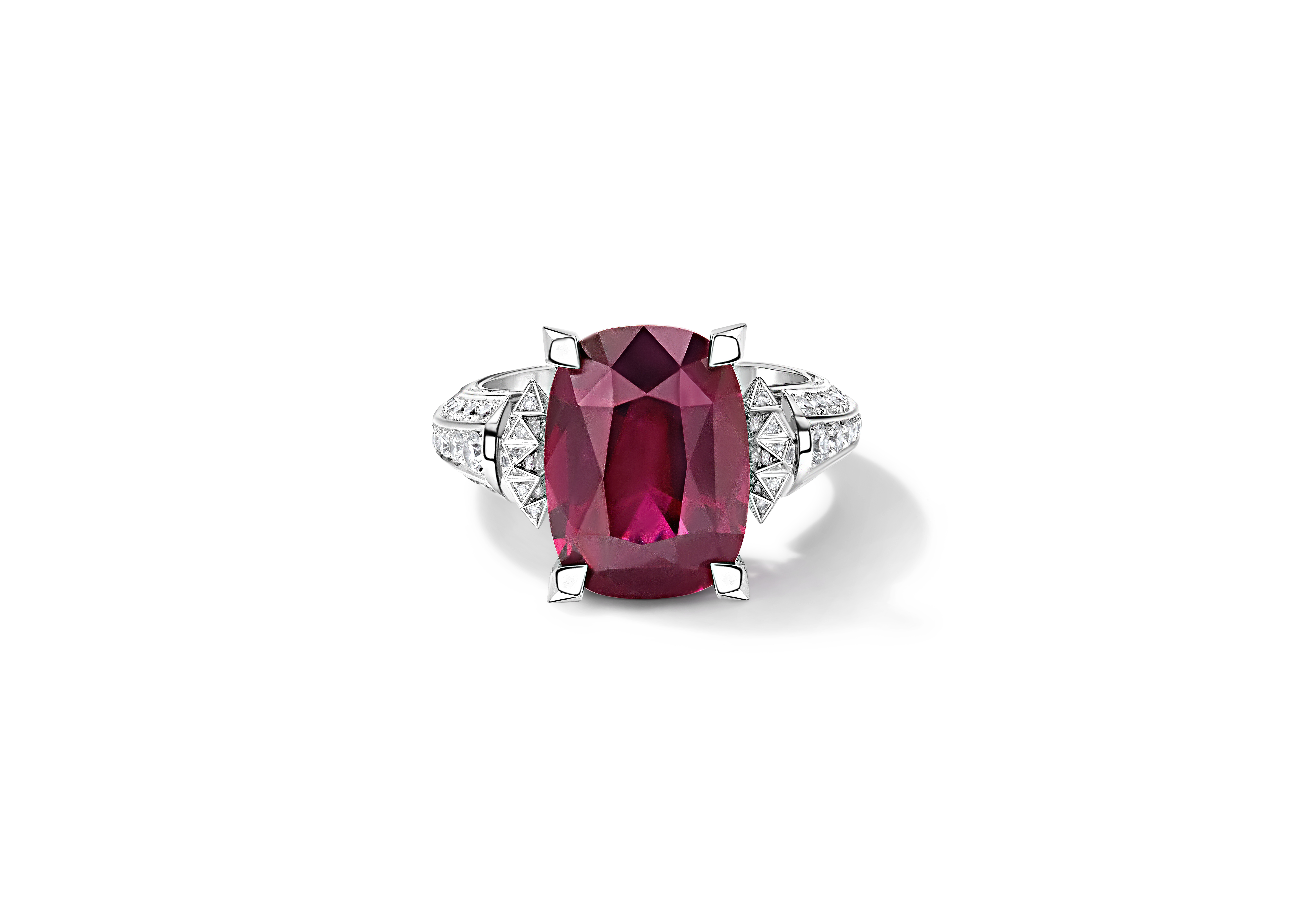 Ring with spinning stars
